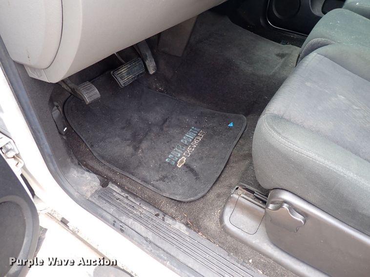 image for item DS7103 2011 Chevrolet Silverado 1500  Ext. Cab pickup truck