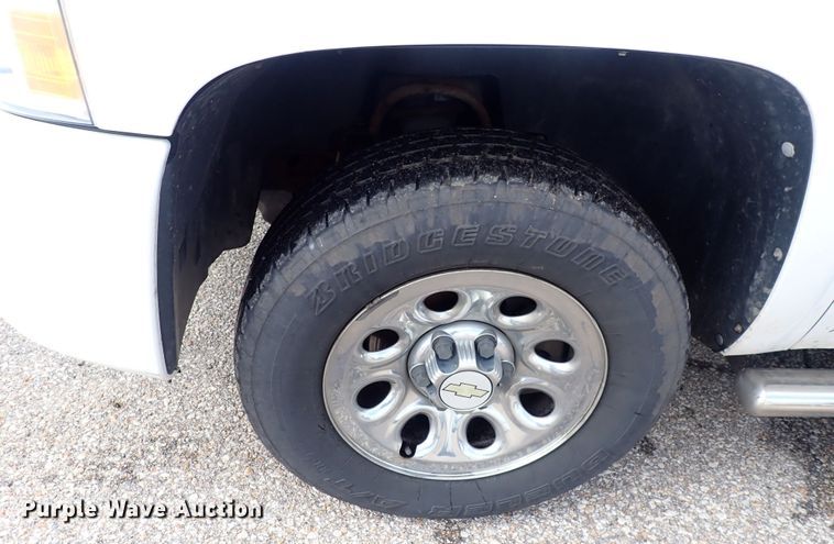 image for item DS7103 2011 Chevrolet Silverado 1500  Ext. Cab pickup truck
