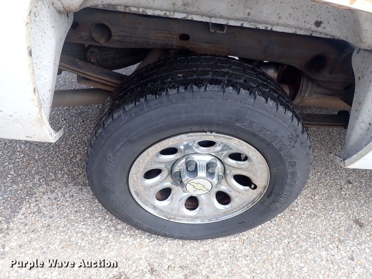 image for item DS7103 2011 Chevrolet Silverado 1500  Ext. Cab pickup truck