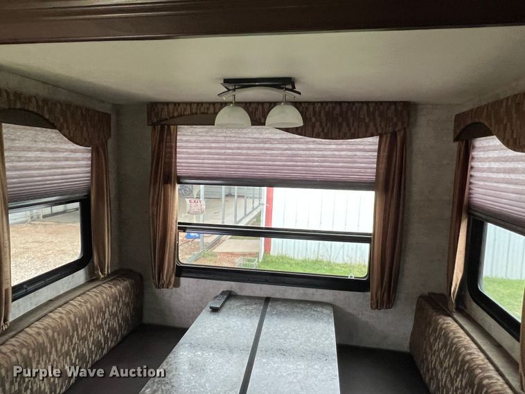 image for item DS8264 2017 Winnebago 25RKS  camper