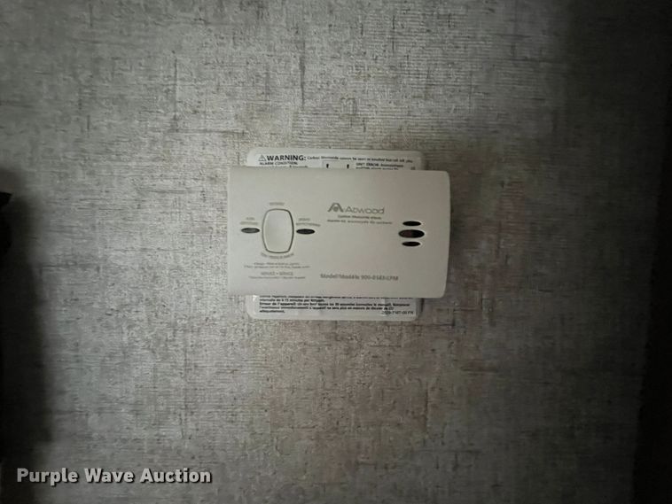 image for item DS8264 2017 Winnebago 25RKS  camper