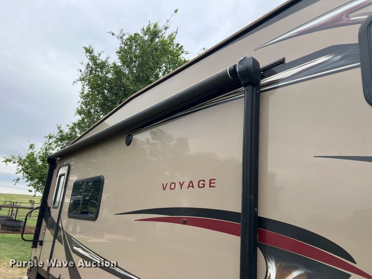 image for item DS8264 2017 Winnebago 25RKS  camper