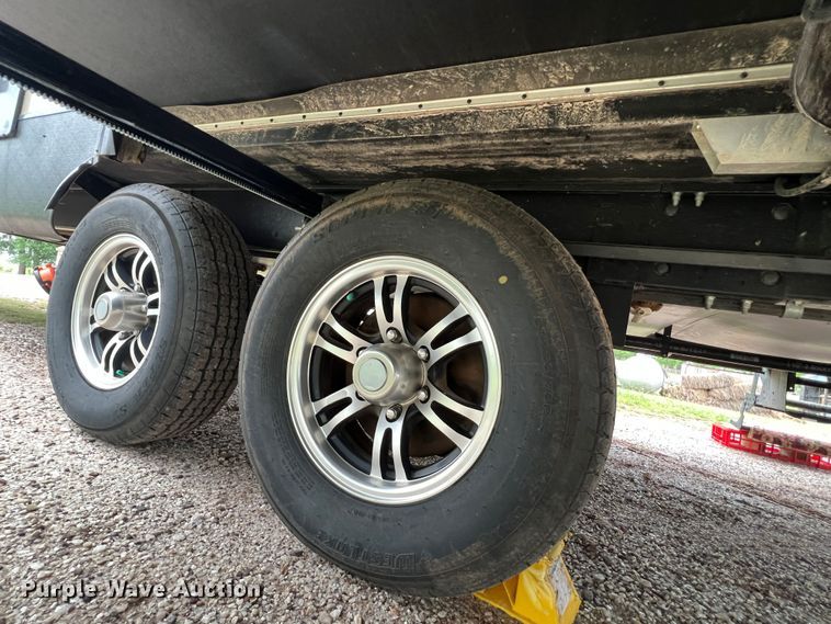 image for item DS8264 2017 Winnebago 25RKS  camper