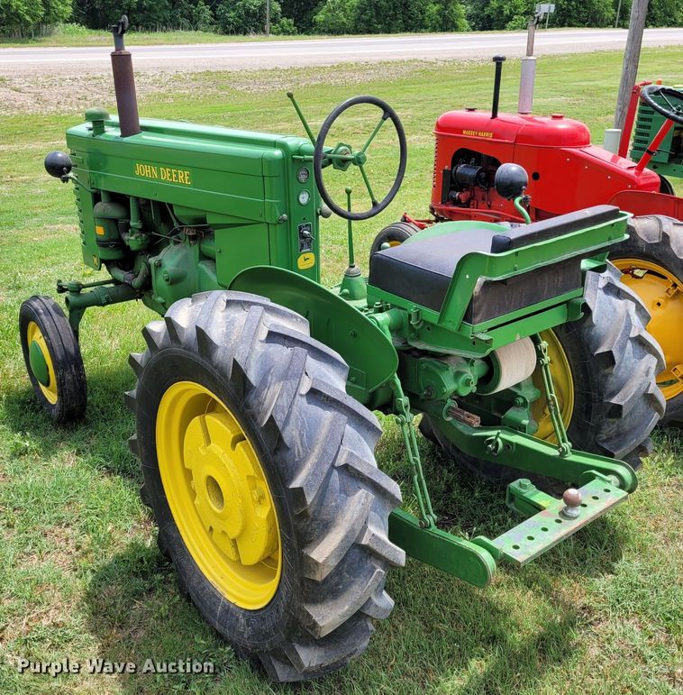 image for item FC9122 John Deere M  tractor