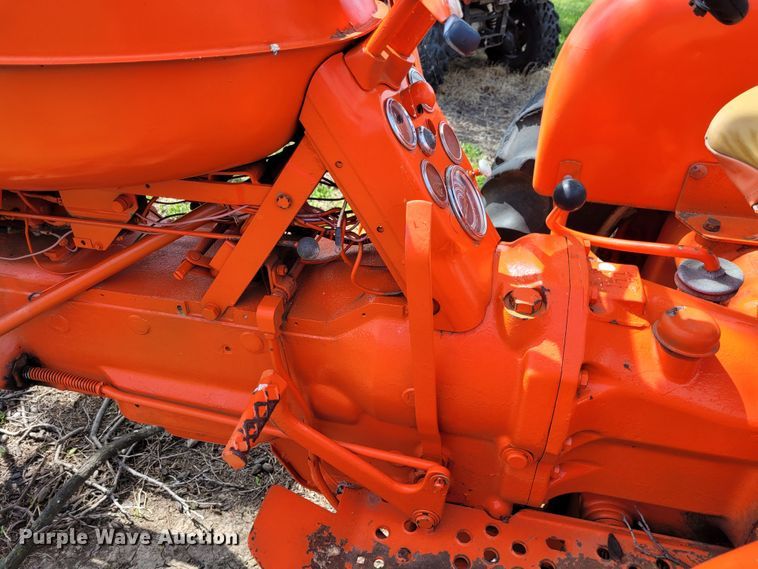 image for item FC9126 Allis Chalmers D14  tractor