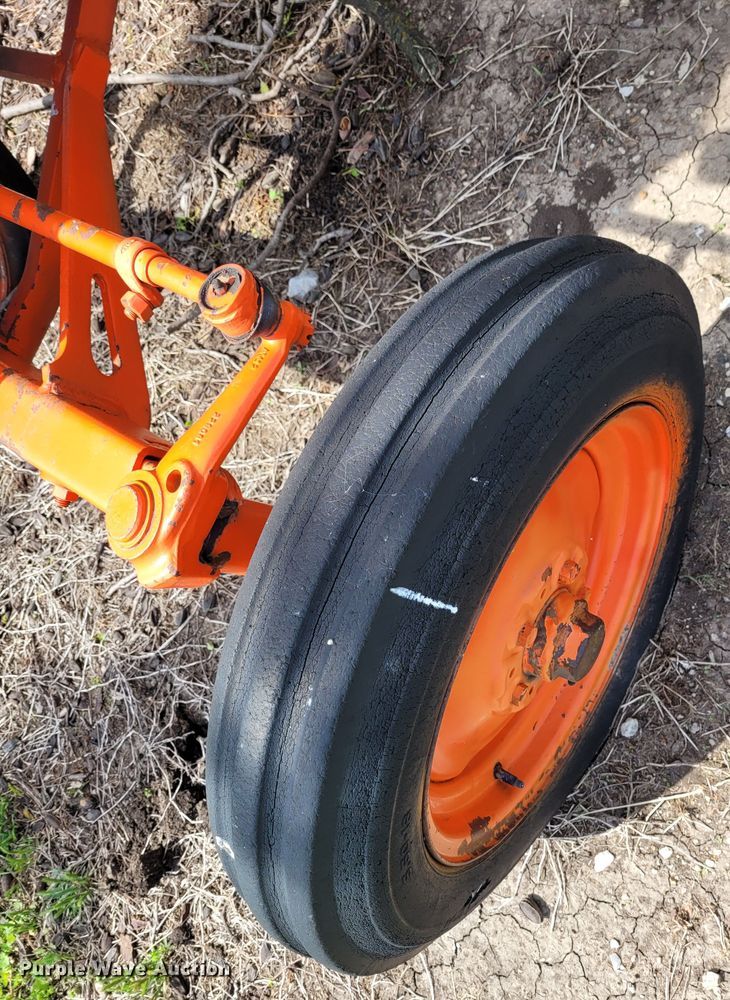 image for item FC9126 Allis Chalmers D14  tractor