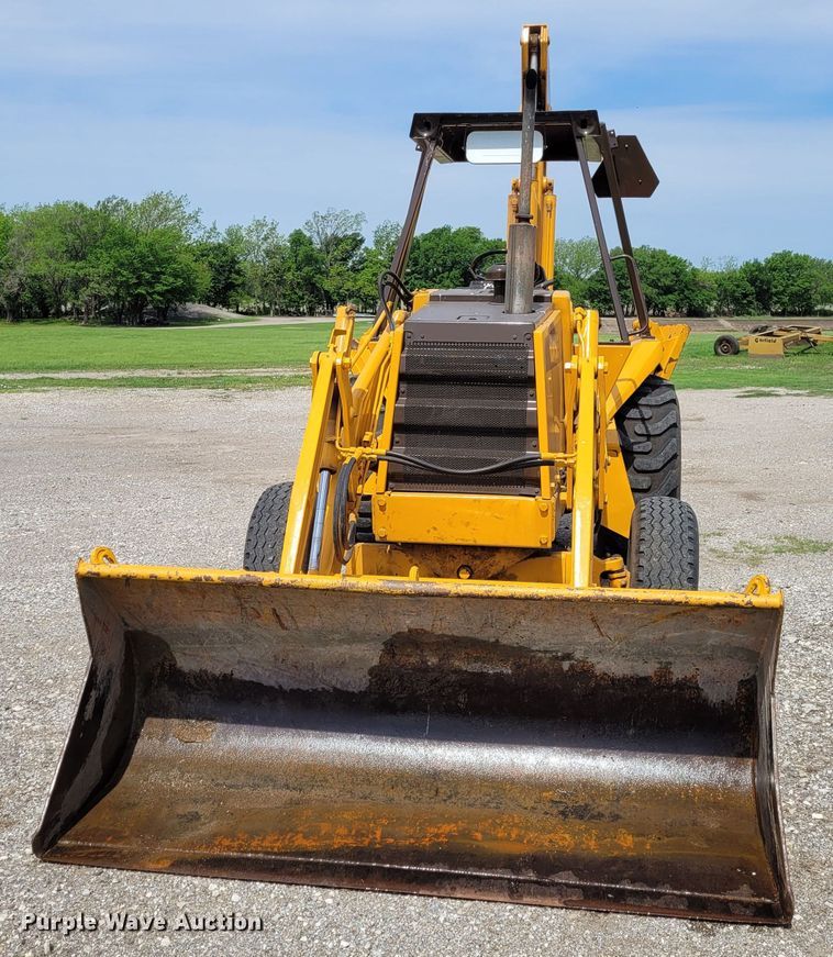 image for item FC9130 1983 Case 580D  backhoe