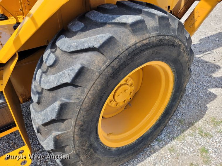 image for item FC9130 1983 Case 580D  backhoe