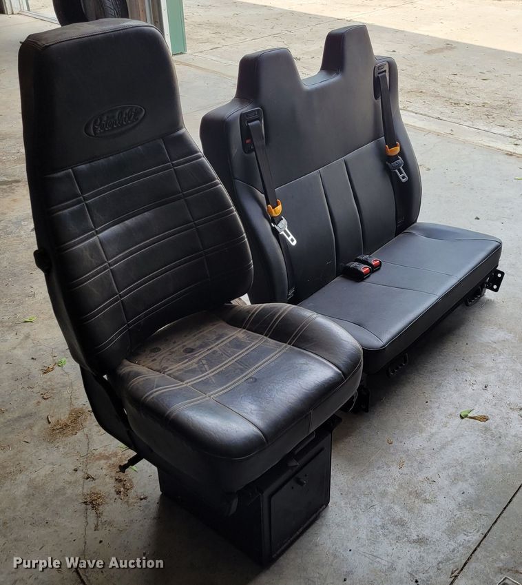 image for item FC9147 (2) seats