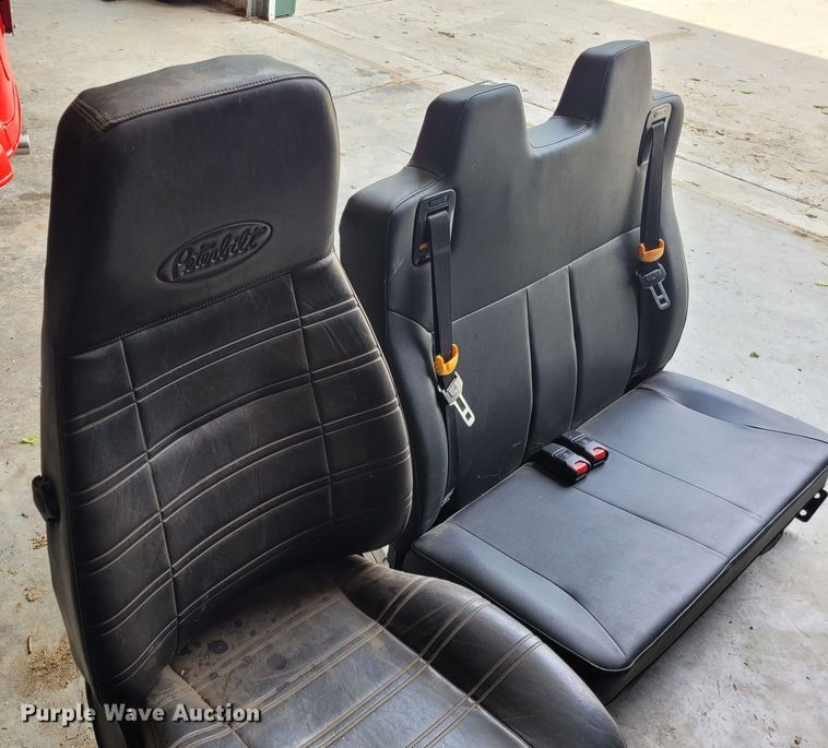 image for item FC9147 (2) seats