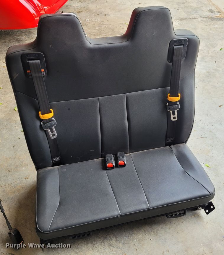 image for item FC9147 (2) seats