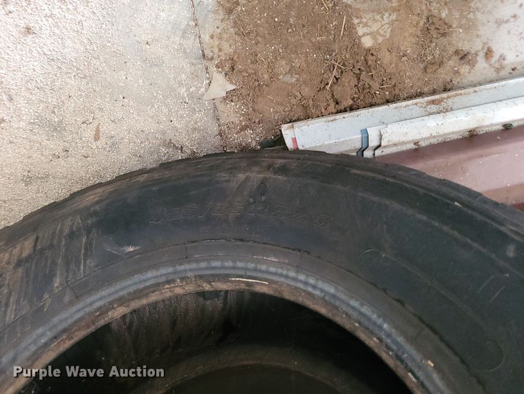 image for item FC9149 Approximately 24 tires