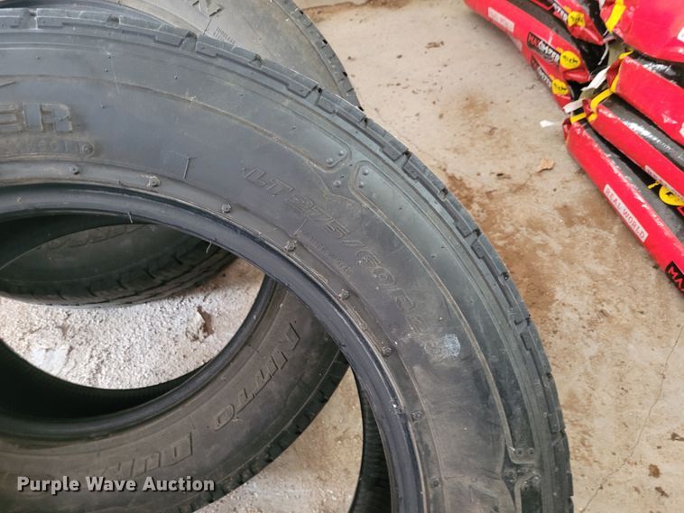 image for item FC9149 Approximately 24 tires