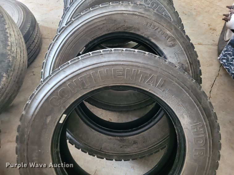 image for item FC9149 Approximately 24 tires
