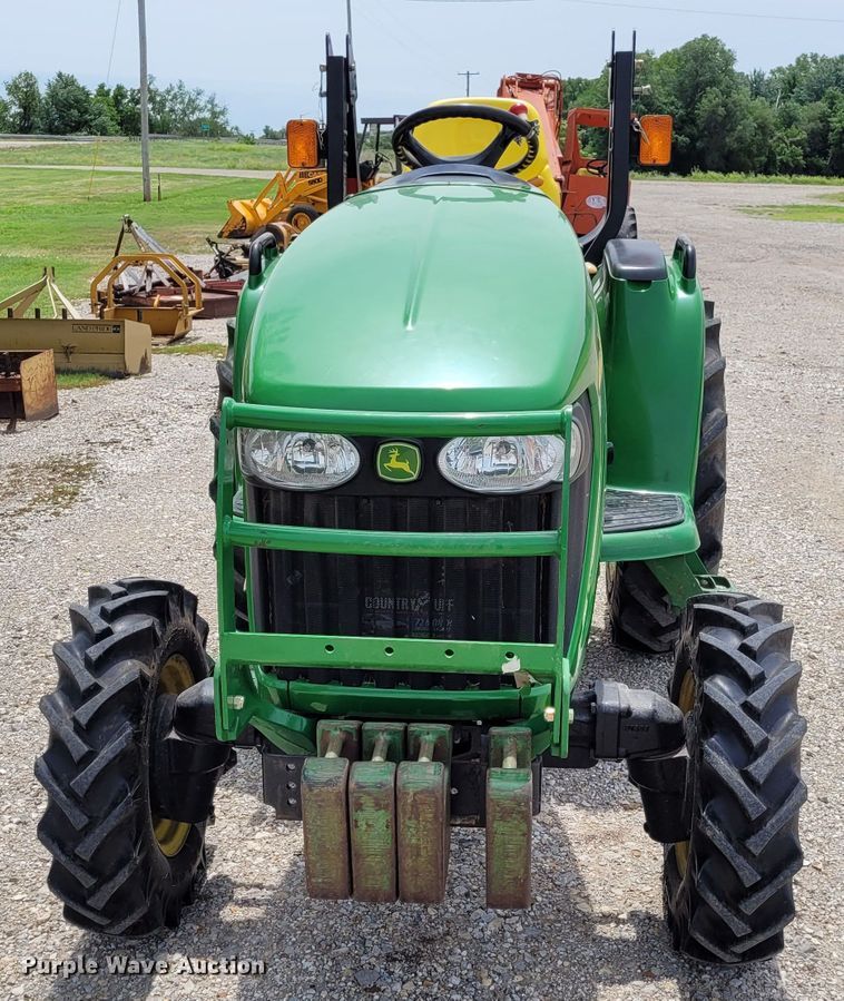 image for item FC9160 John Deere 3320  MFWD tractor
