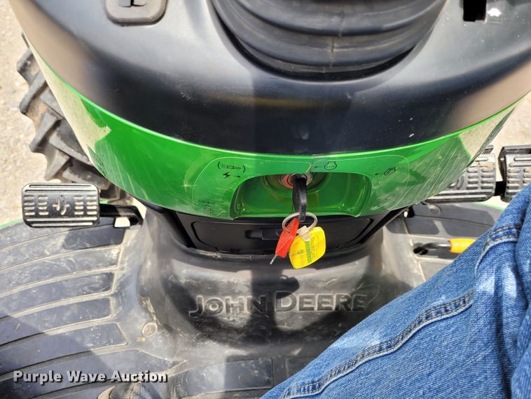 image for item FC9160 John Deere 3320  MFWD tractor