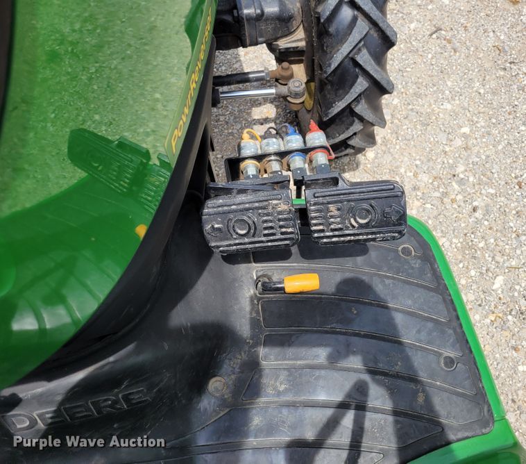 image for item FC9160 John Deere 3320  MFWD tractor