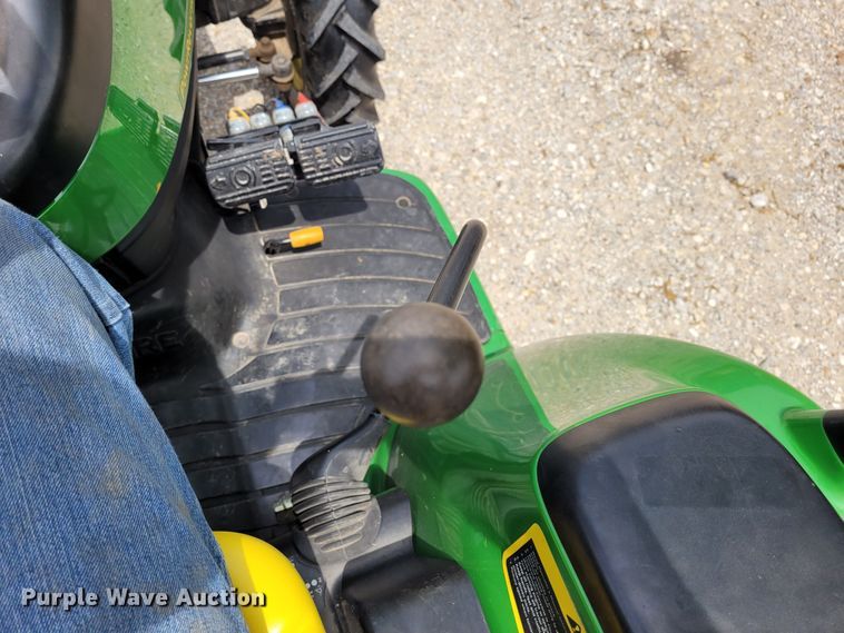 image for item FC9160 John Deere 3320  MFWD tractor