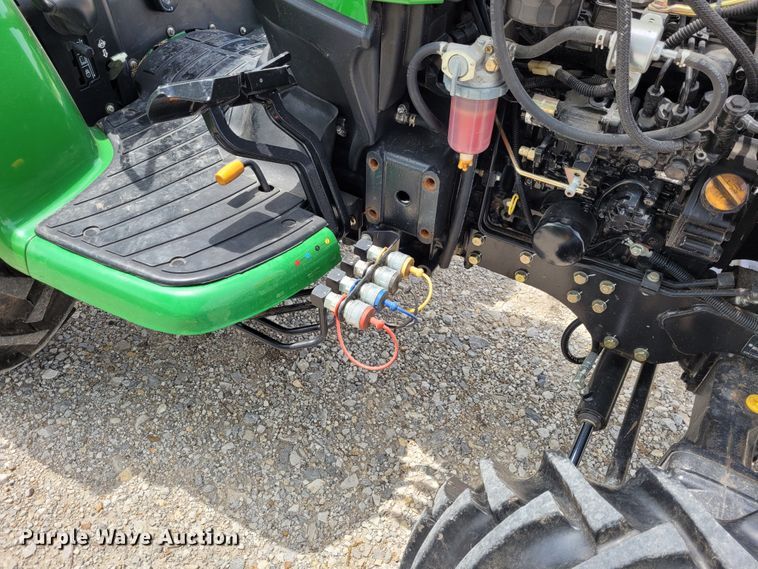 image for item FC9160 John Deere 3320  MFWD tractor