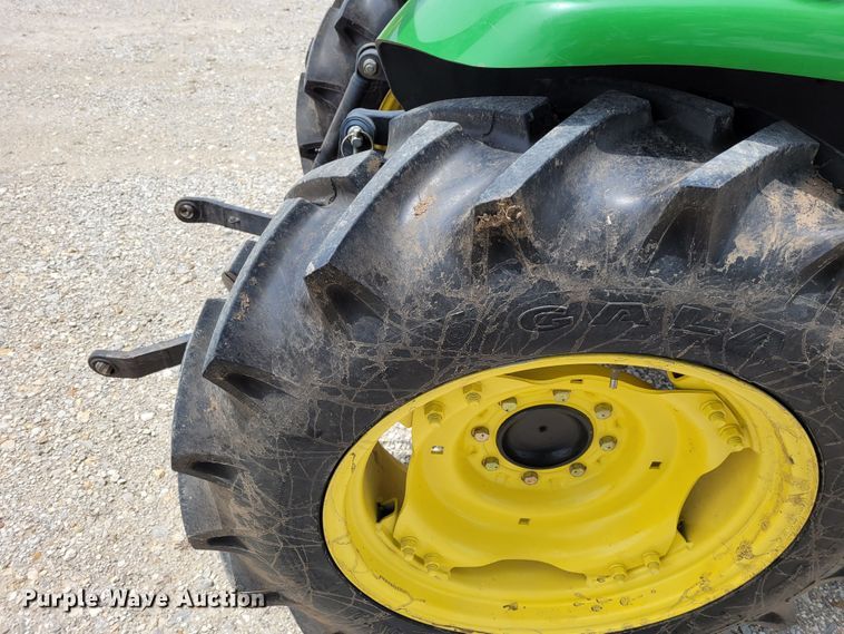 image for item FC9160 John Deere 3320  MFWD tractor