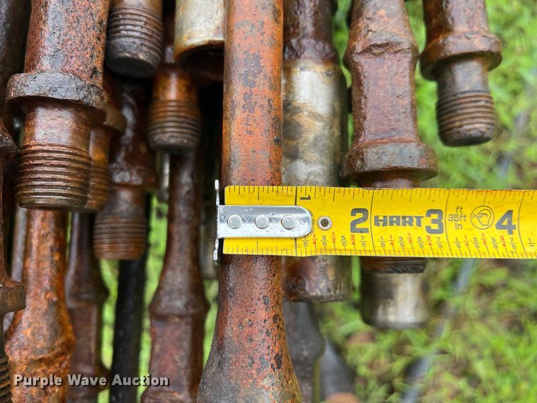 image for item HL9065 Approx. 50 sucker rods