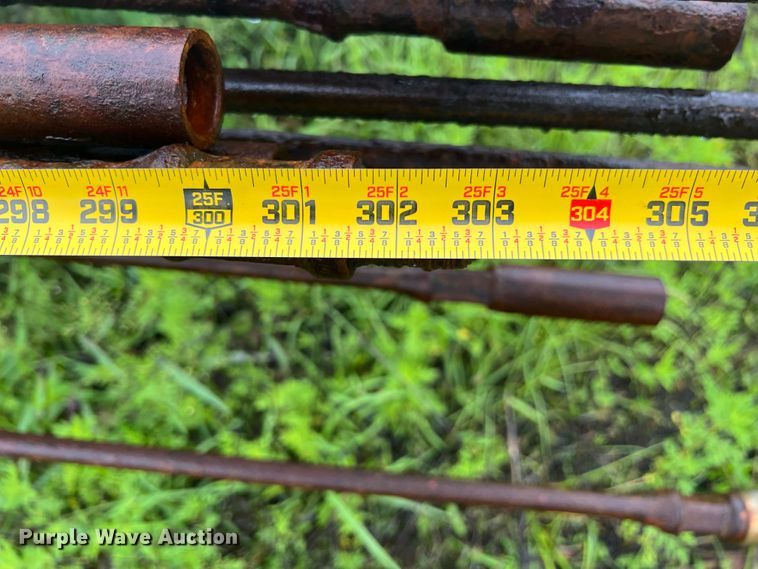 image for item HL9065 Approx. 50 sucker rods