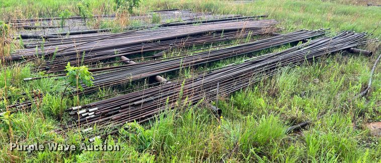 image for item HL9066 Approx. 100 sucker rods