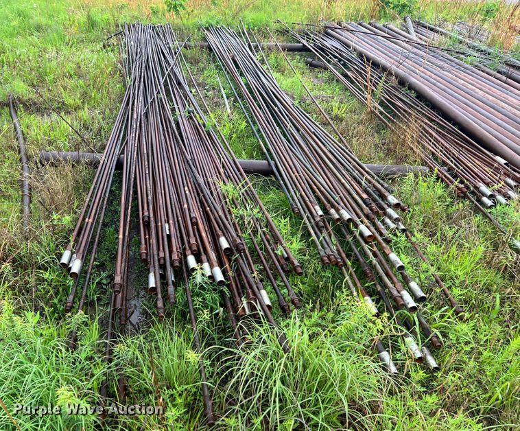 image for item HL9066 Approx. 100 sucker rods