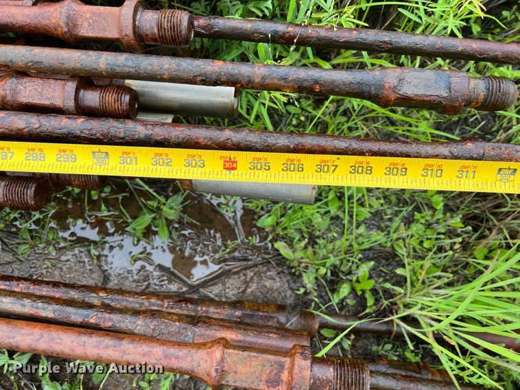 image for item HL9066 Approx. 100 sucker rods