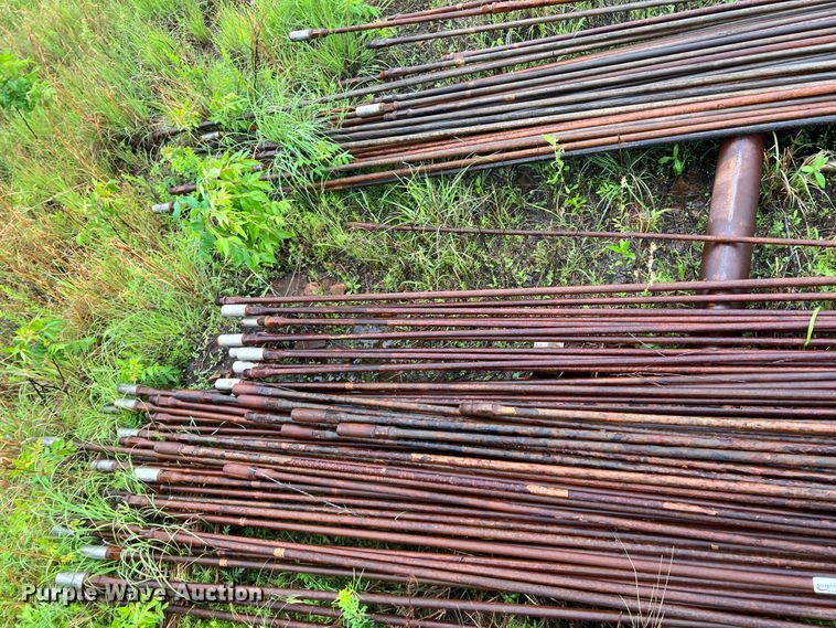 image for item HL9066 Approx. 100 sucker rods