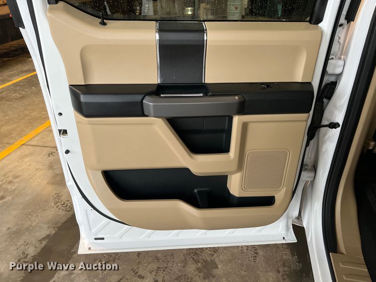 image for item HL9077 2015 Ford F150  SuperCrew pickup truck