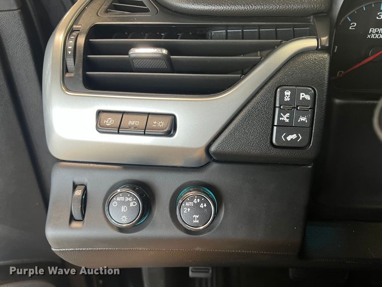 image for item HL9081 2016 Chevrolet Tahoe  SUV