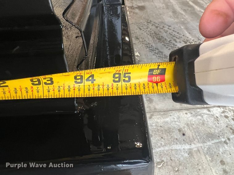 image for item HL9083 1997 Ford F450 Super Duty  flatbed truck