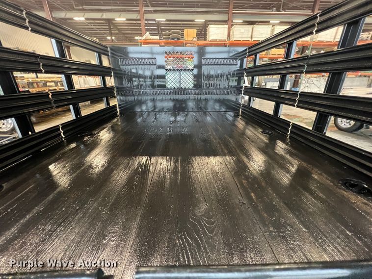 image for item HL9083 1997 Ford F450 Super Duty  flatbed truck