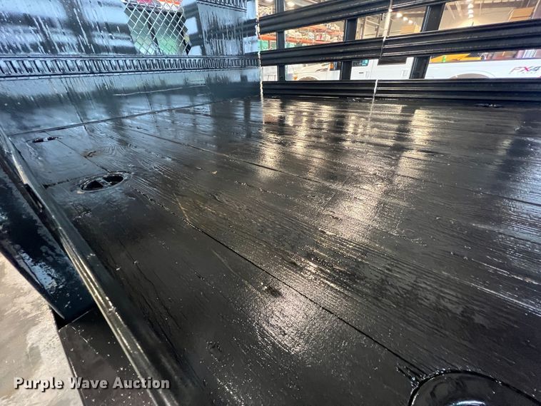 image for item HL9083 1997 Ford F450 Super Duty  flatbed truck