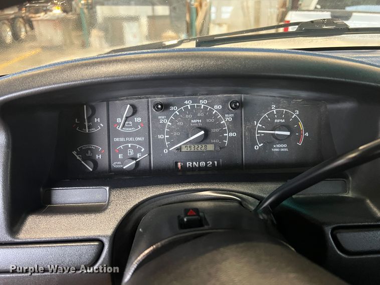 image for item HL9083 1997 Ford F450 Super Duty  flatbed truck