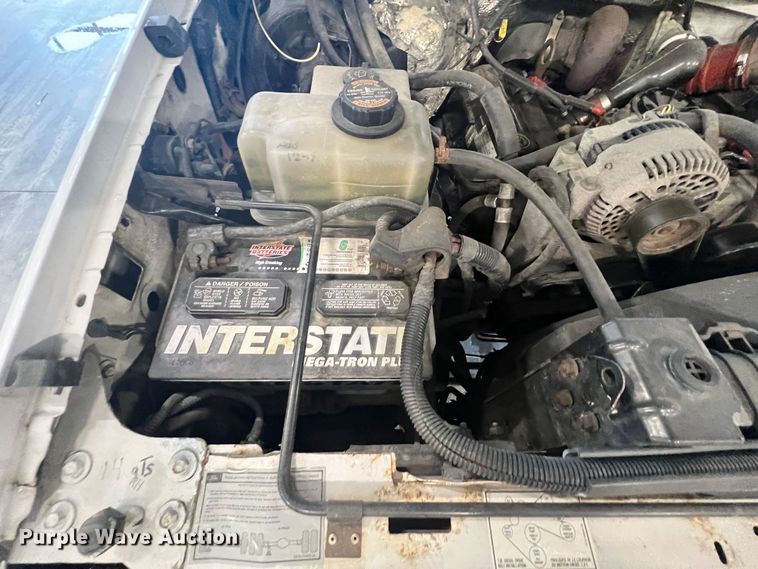 image for item HL9083 1997 Ford F450 Super Duty  flatbed truck