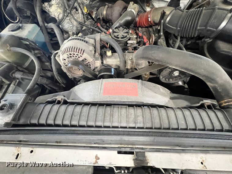 image for item HL9083 1997 Ford F450 Super Duty  flatbed truck