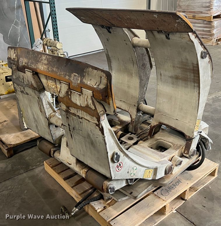 image for item HL9088 Cascade  forklift clamp