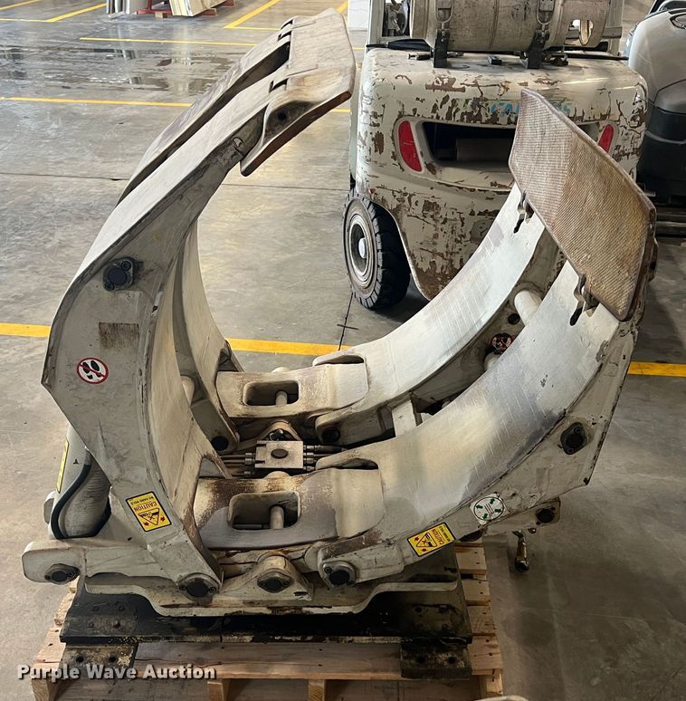 image for item HL9088 Cascade  forklift clamp