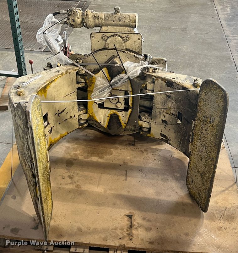 image for item HL9089 Cascade  forklift clamp