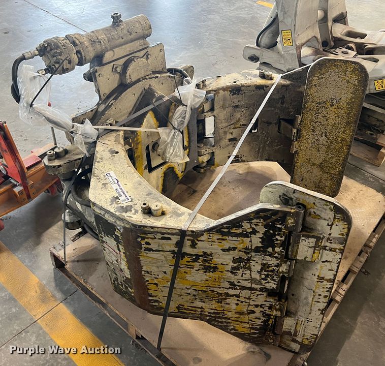 image for item HL9089 Cascade  forklift clamp