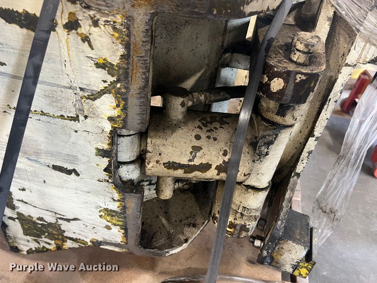 image for item HL9089 Cascade  forklift clamp