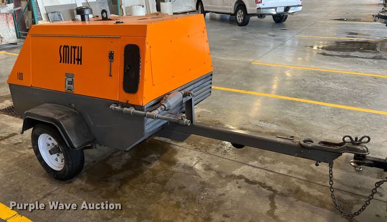 image for item HL9091 Smith 100  air compressor