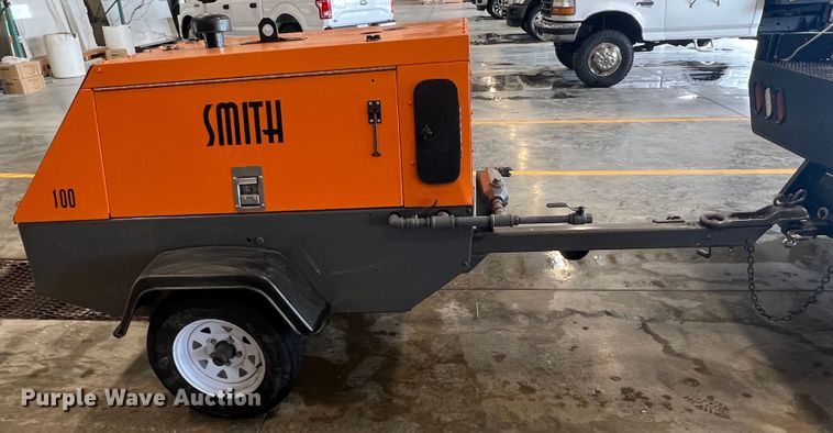 image for item HL9091 Smith 100  air compressor