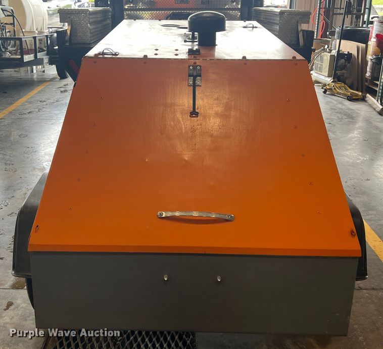 image for item HL9091 Smith 100  air compressor