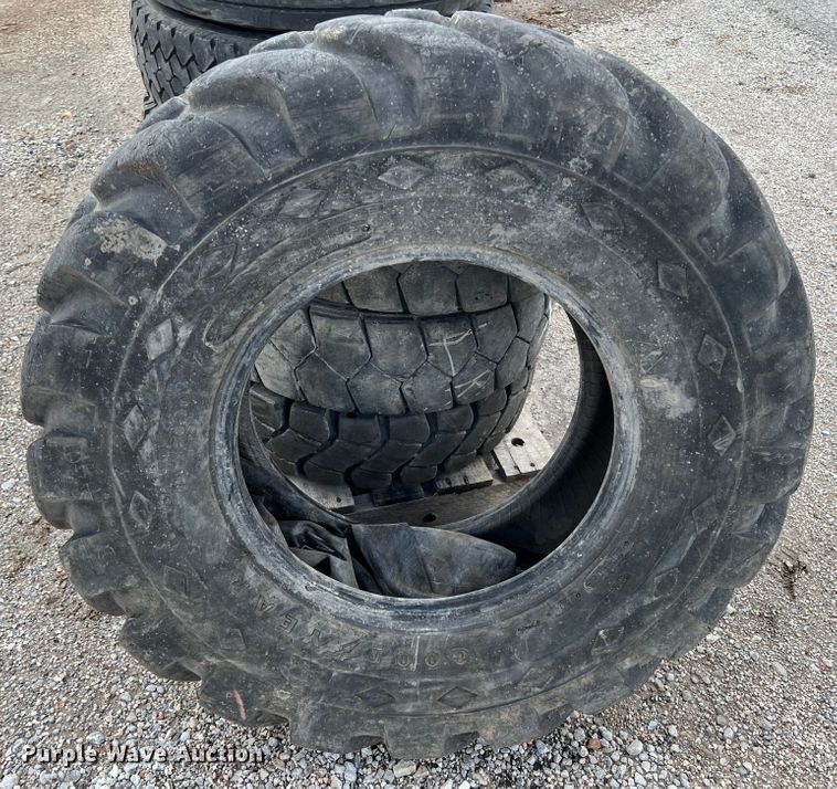 image for item HL9094 Tires
