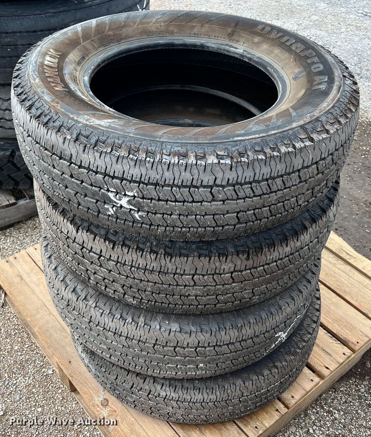 image for item HL9094 Tires