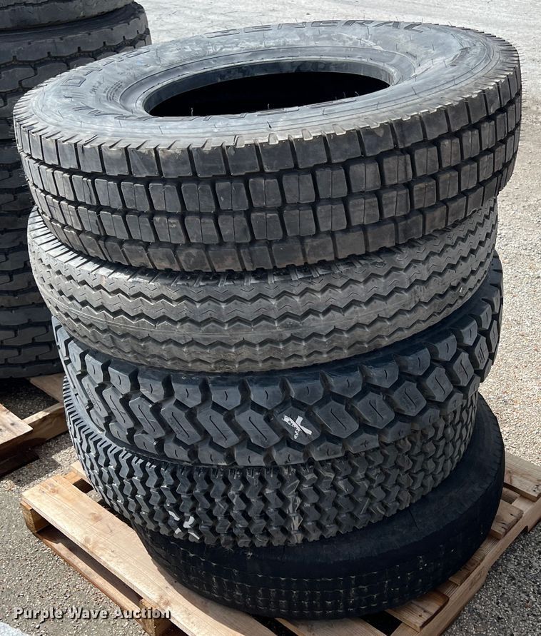 image for item HL9094 Tires