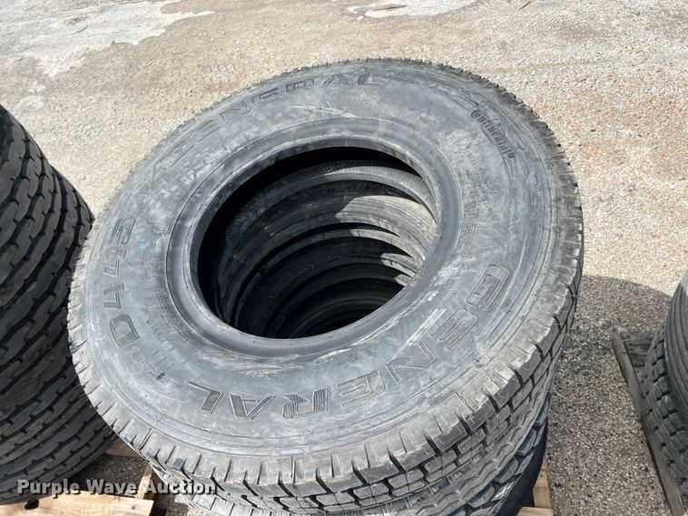 image for item HL9094 Tires